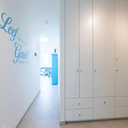 With 2-bedrooms * 미들케르케